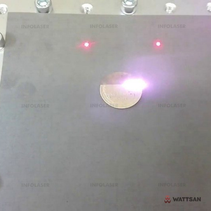 Лазерный аппарат для очистки всех поверхностей мощностью 100 Вт